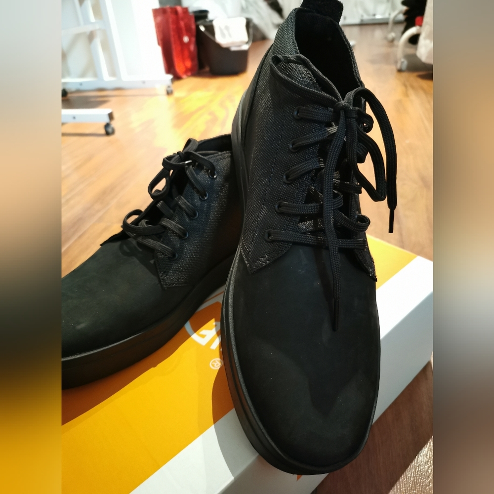 NWT Timberland Men Chukka